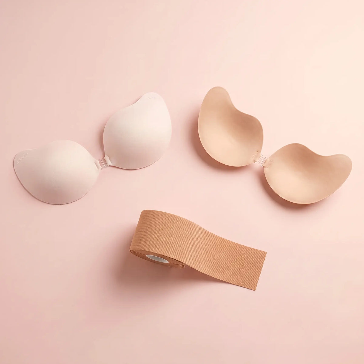 The Strapless Set in Porcelain - the Invisible Bra with the Statement Bra and body tape